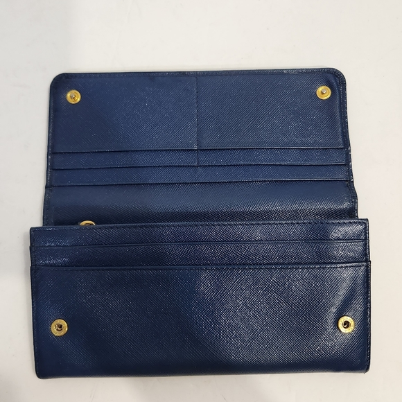 Prada Authentic saffiano leather blue continental wallet and key / card case - Picture 5 of 16